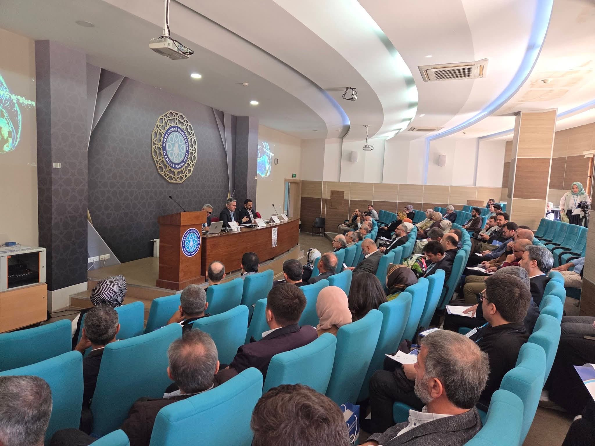 Fakültemiz İslam Mezhepleri Tarihi Koordinasyon Toplantısı ve Sempozyuma Ev Sahipliği Yaptı